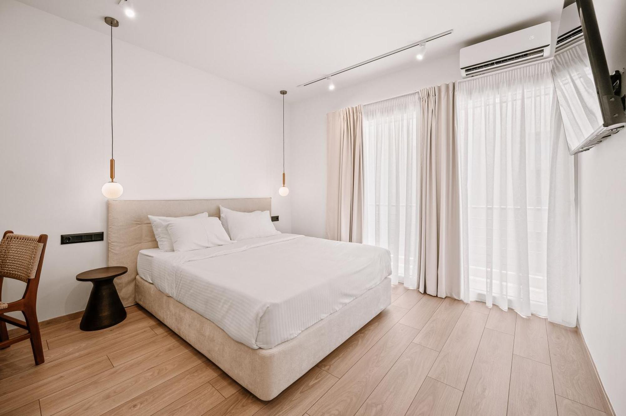 Planis Str Urban Suites By Semavί Heraklion  Exterior photo